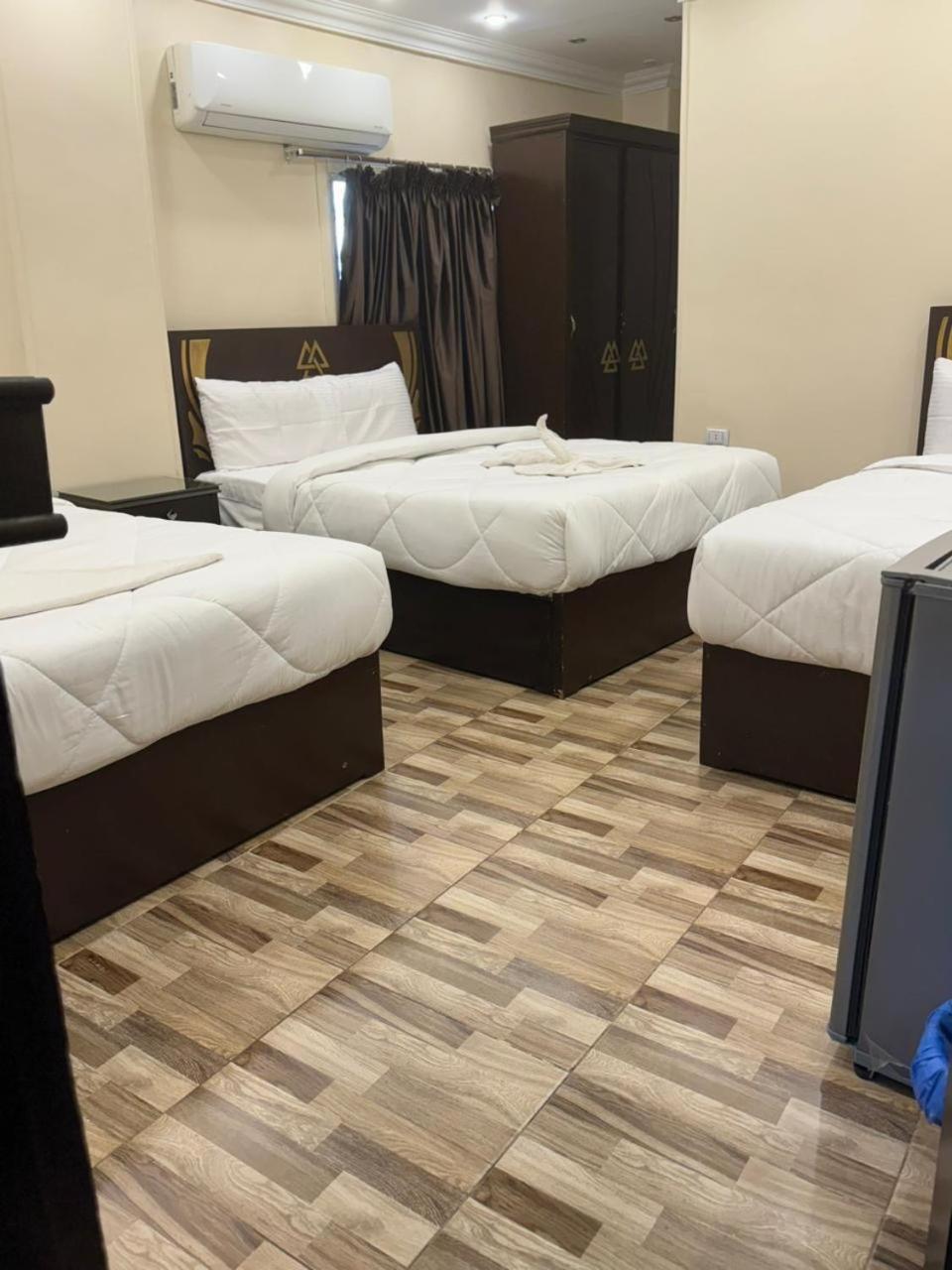 City Pyramids Inn Kafrat al Jabal Bagian luar foto