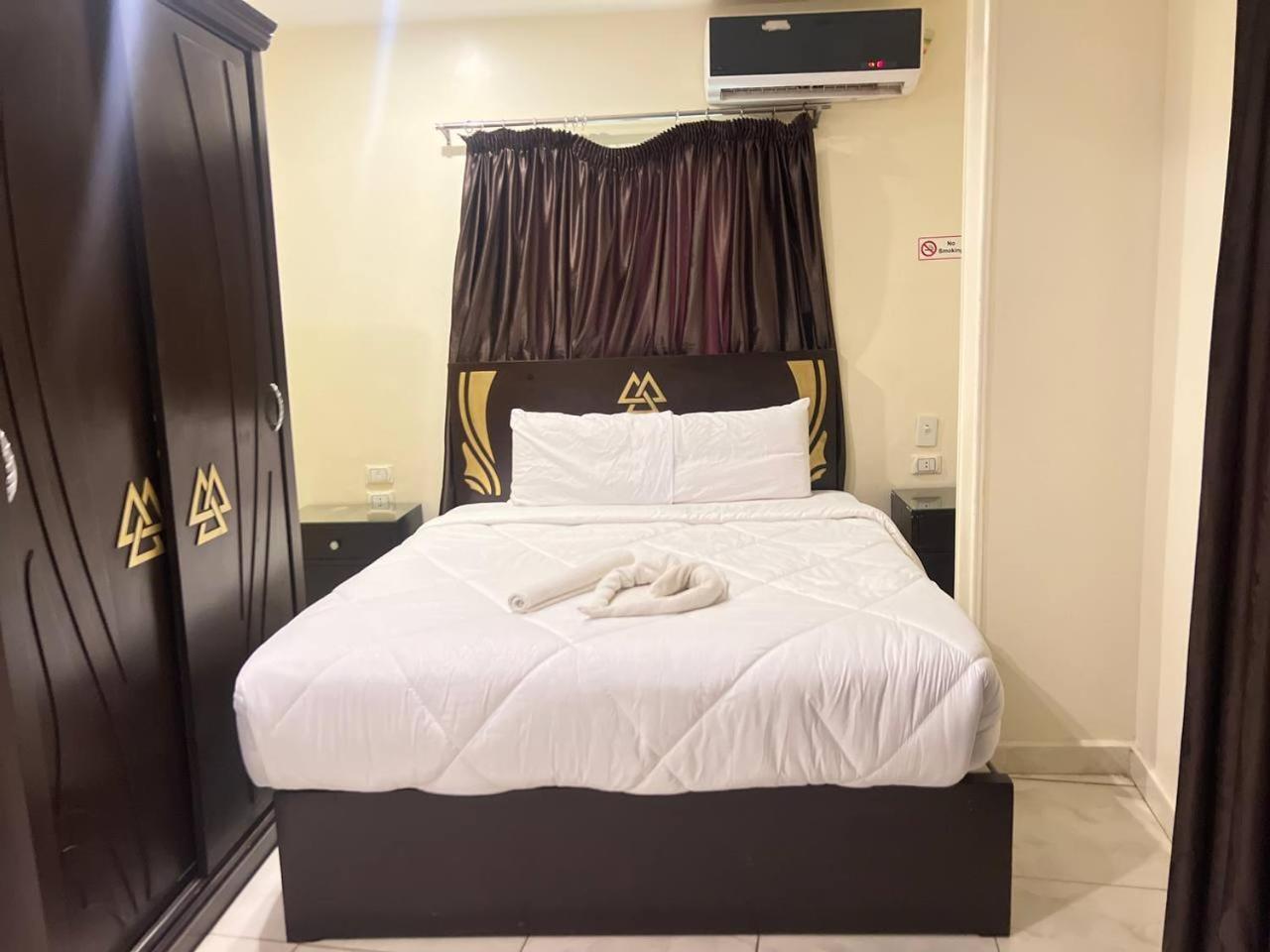 City Pyramids Inn Kafrat al Jabal Bagian luar foto